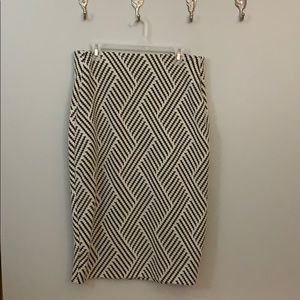Lane Bryant black and white pencil skirt